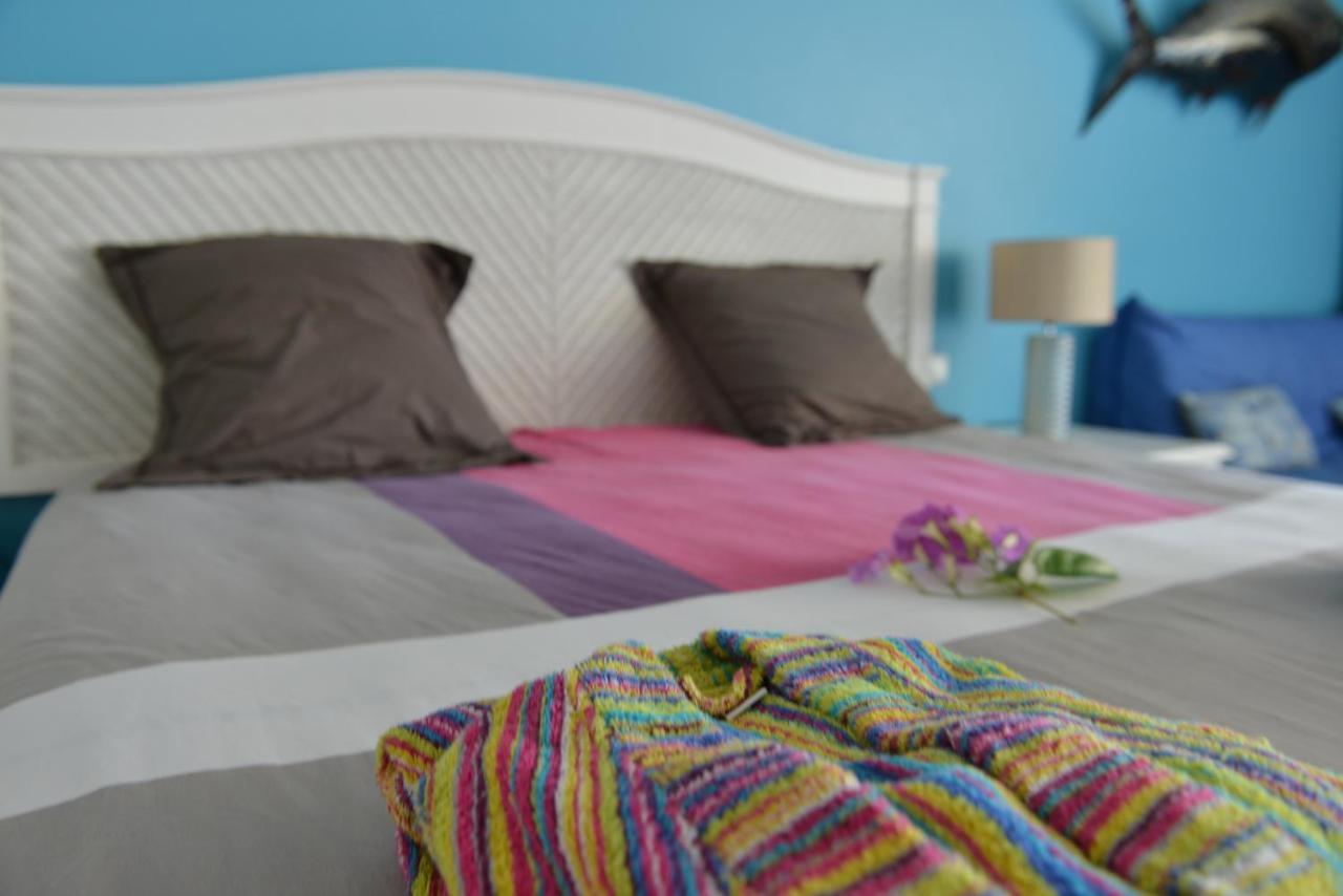 Studio "Bleu Turquoise" Le Gosier  Luaran gambar